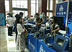 科晶聯(lián)盟-合肥科晶、深圳科晶、沈陽科晶參加2015中國材料大會(huì) 暨國際材料工藝設(shè)備、科學(xué)器材及實(shí)驗(yàn)室設(shè)備展覽會(huì)
